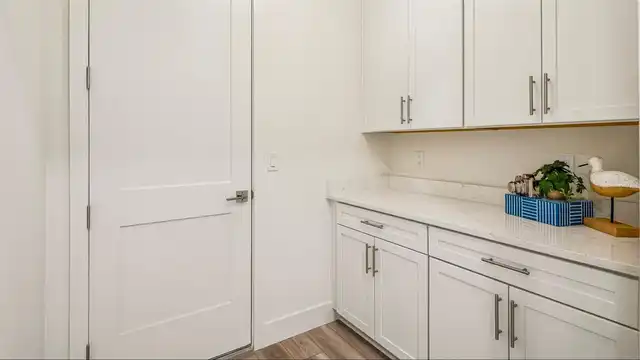 Listing Photo 31