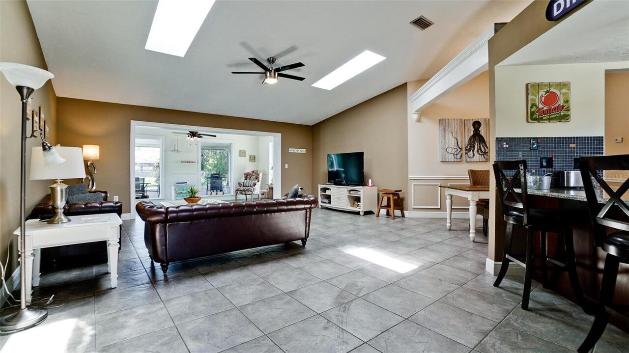 Listing Photo 7