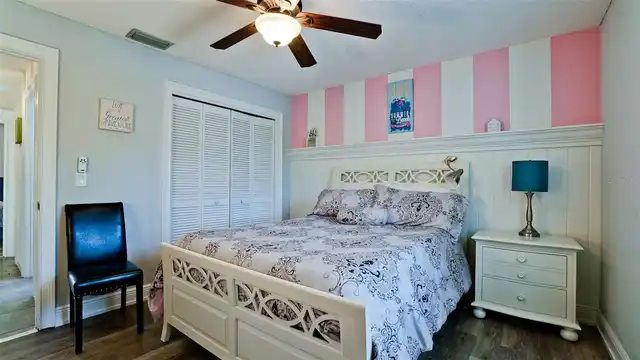 Listing Photo 23