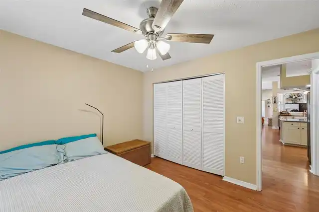 Listing Photo 20