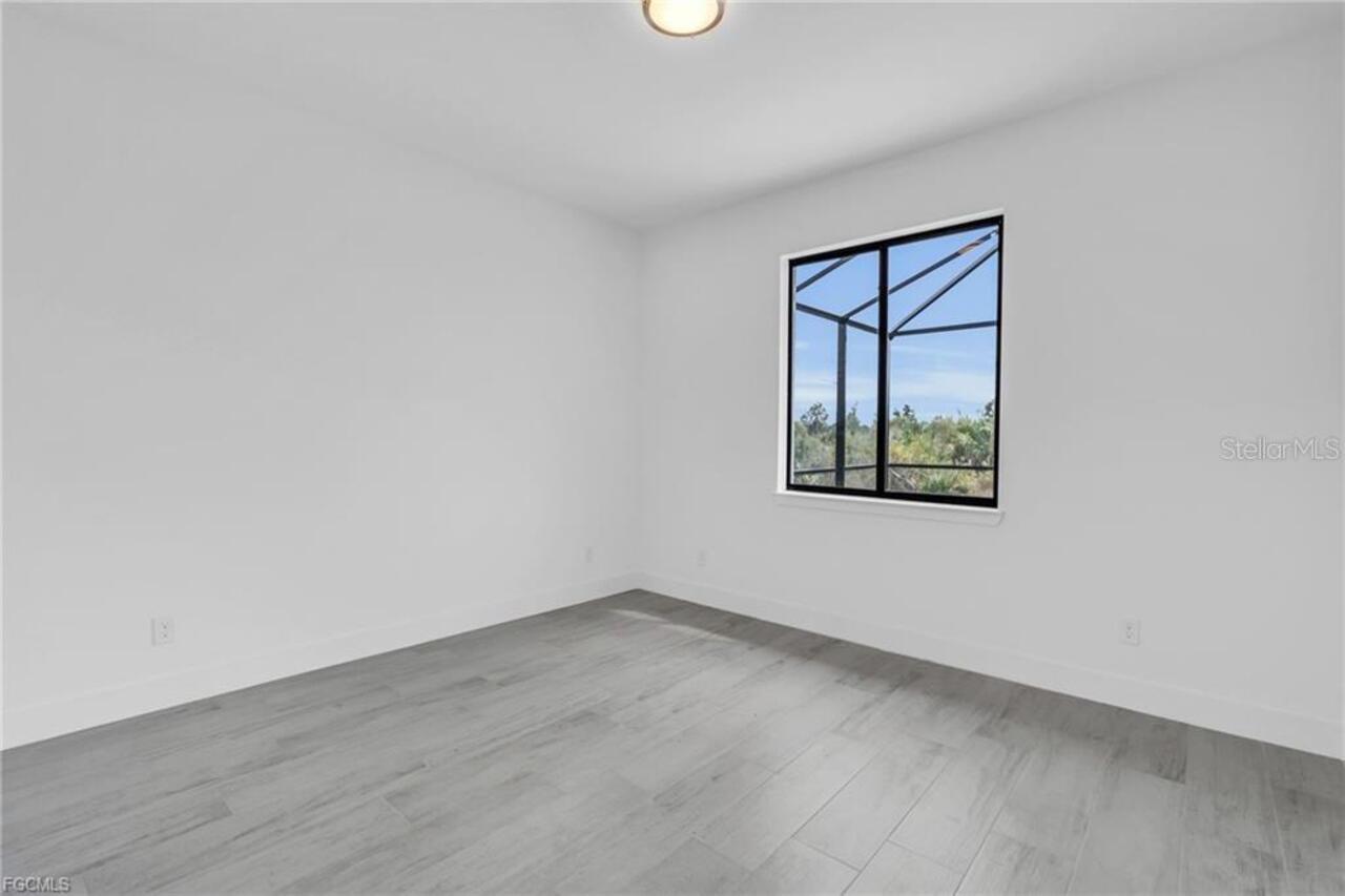 Listing Photo 21