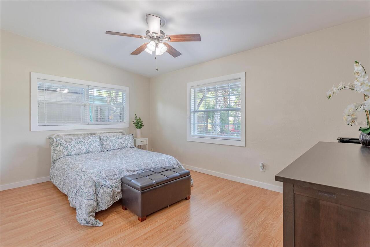 Listing Photo 23