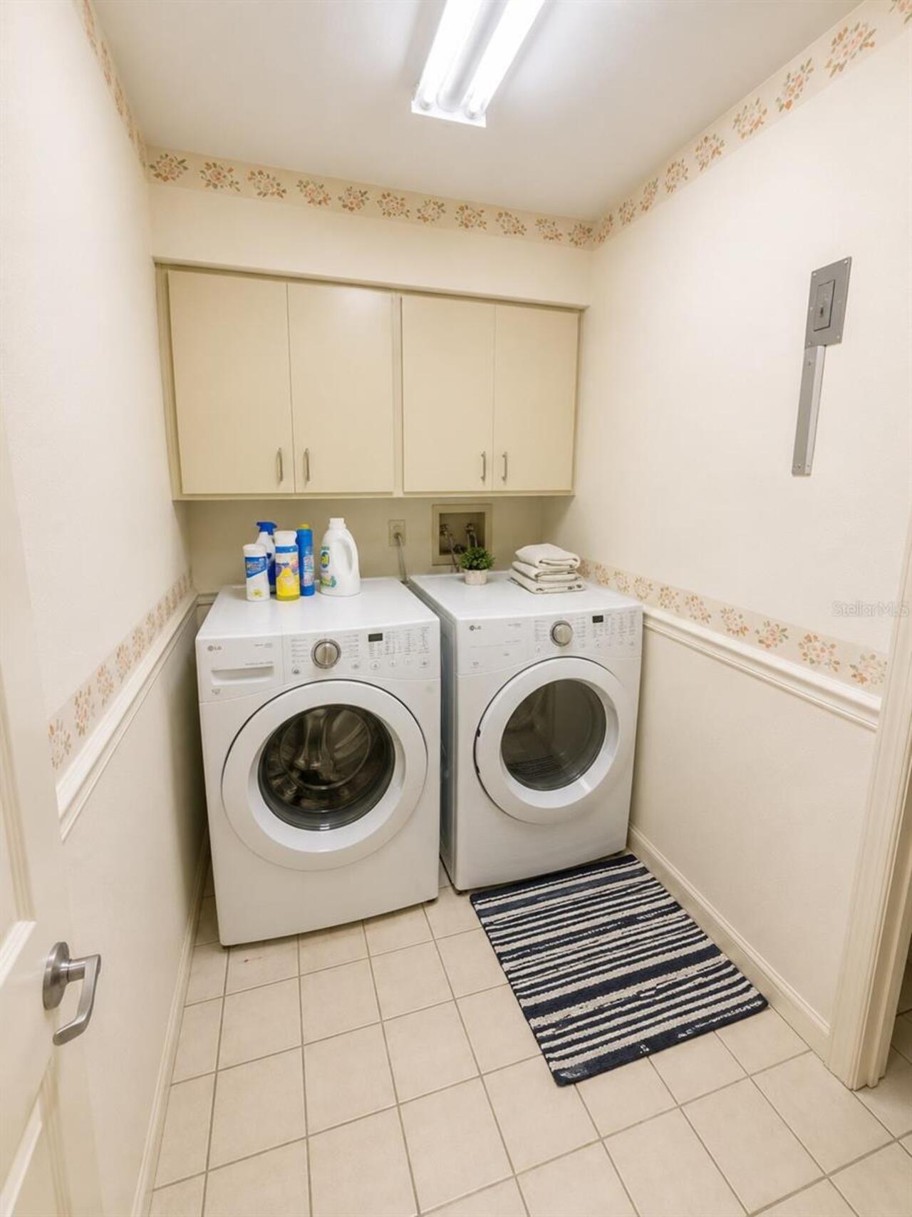 Listing Photo 8