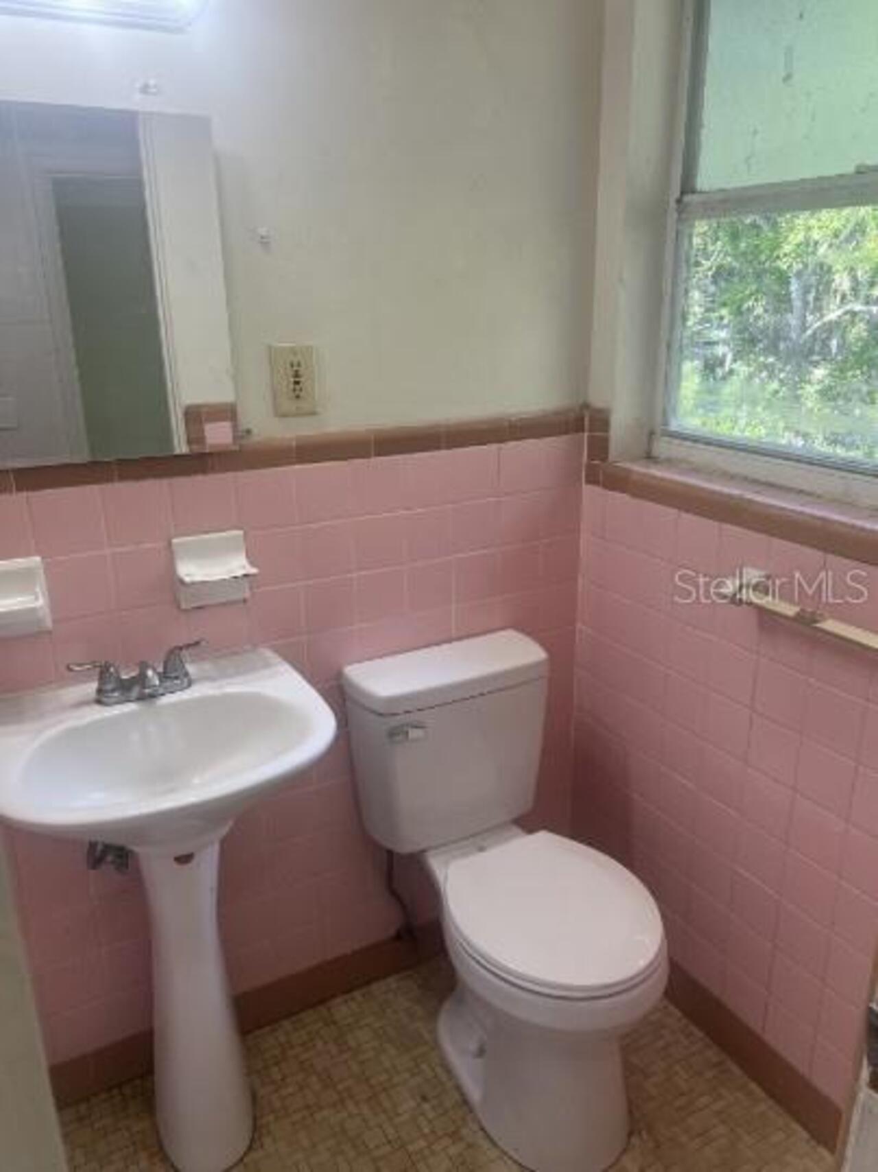 Listing Photo 11