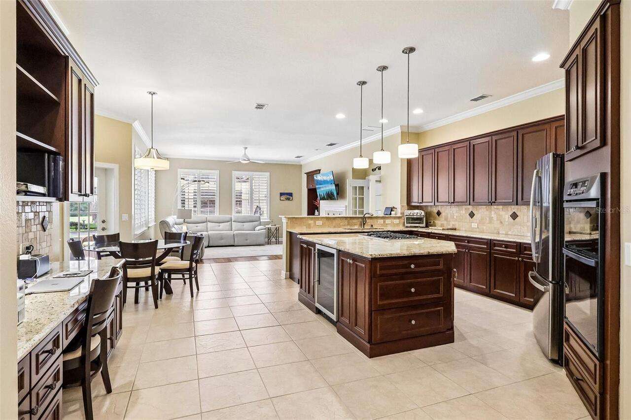 Listing Photo 15