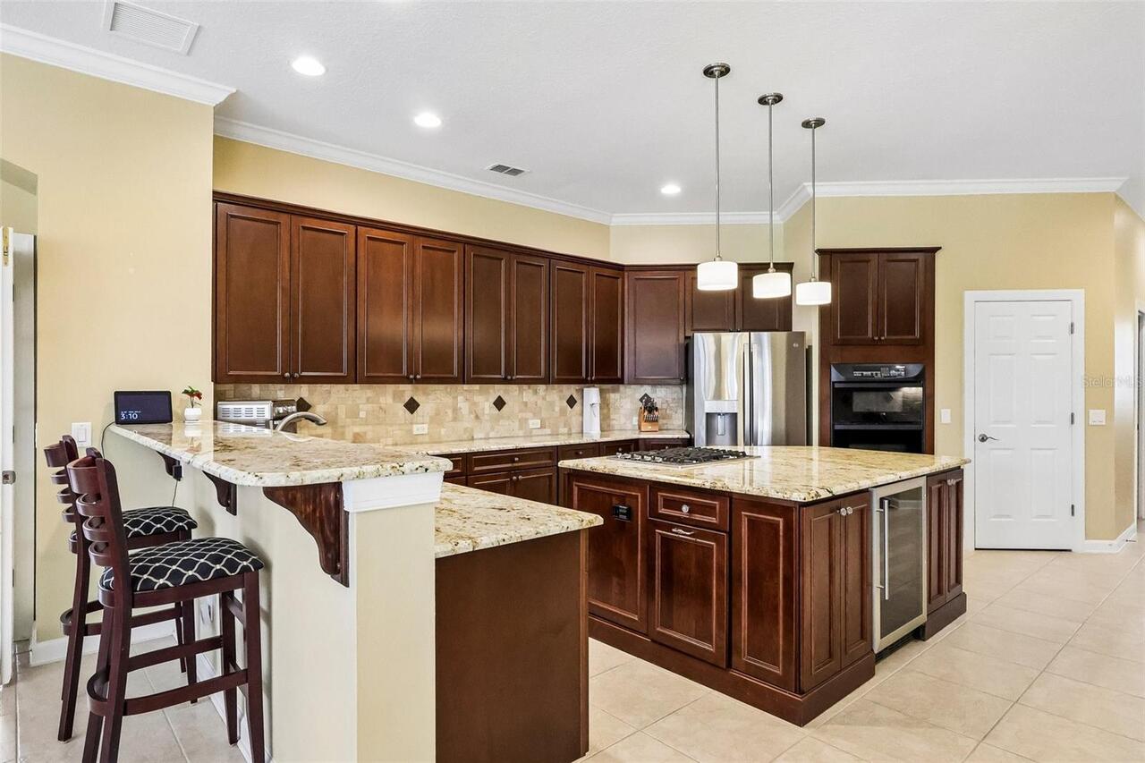 Listing Photo 16