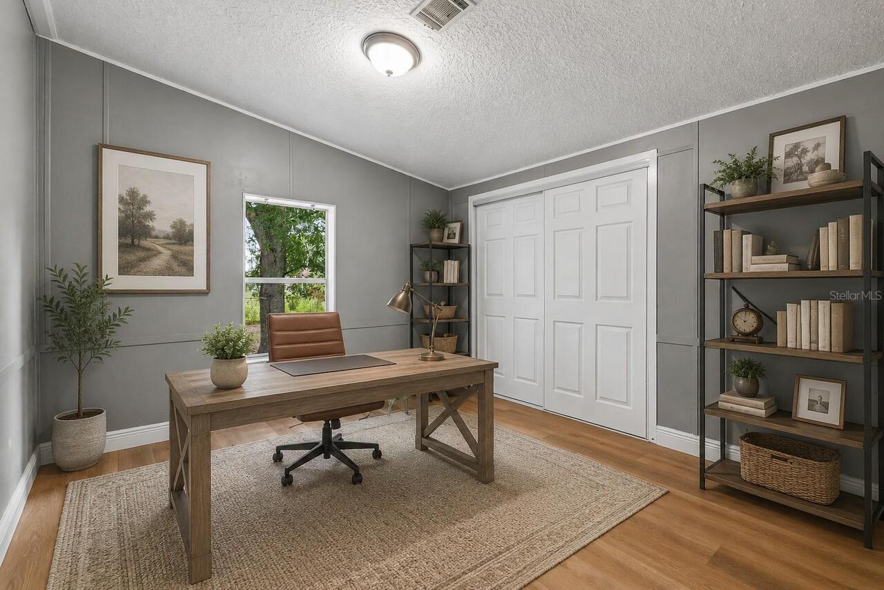 Listing Photo 10