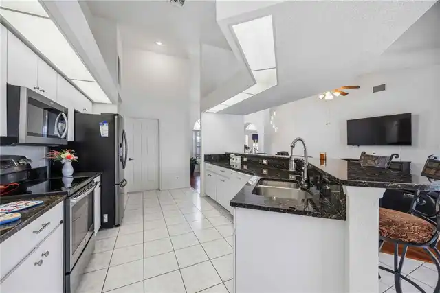 Listing Photo 13