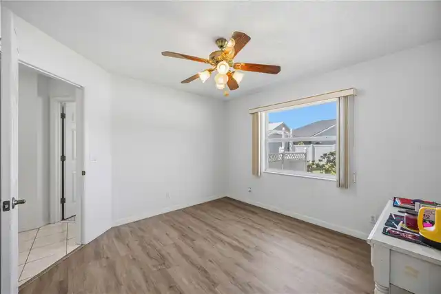 Listing Photo 22