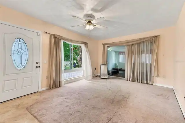 Listing Photo 9
