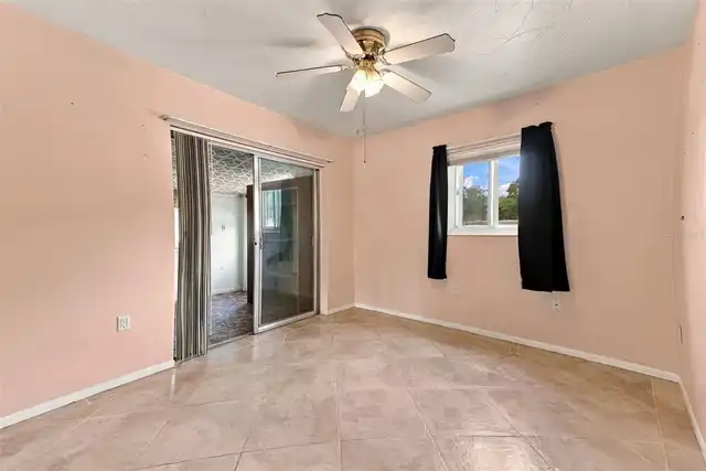 Listing Photo 28