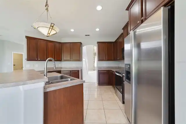 Listing Photo 7