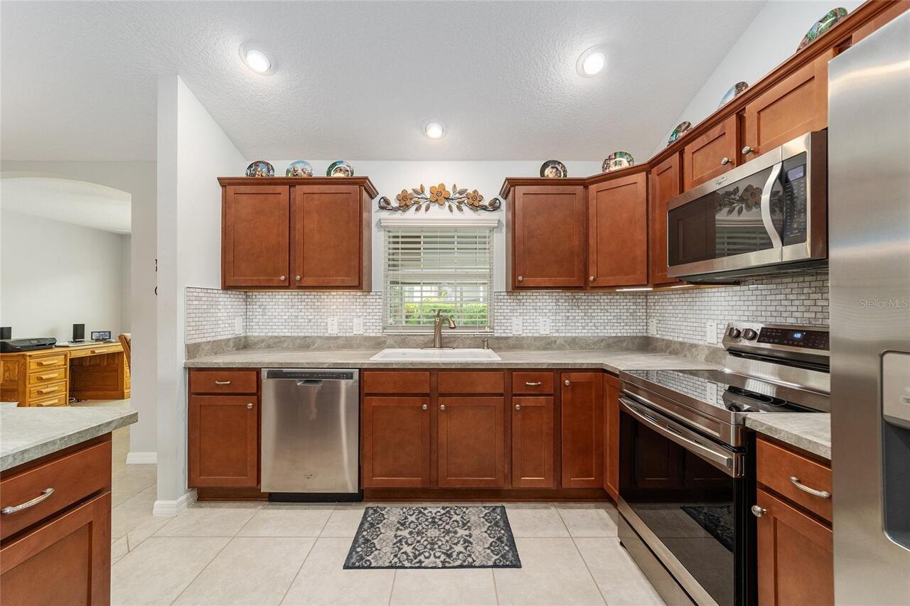 Listing Photo 15