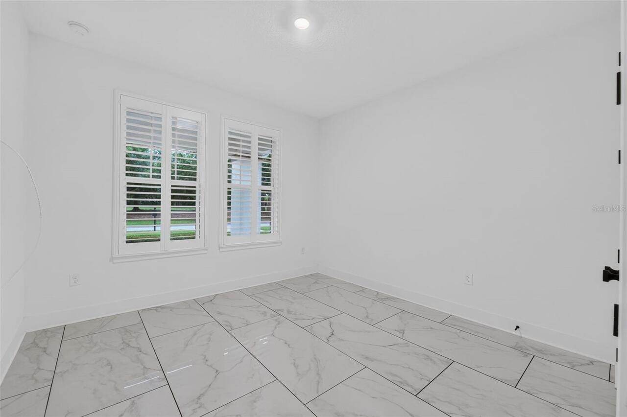 Listing Photo 33