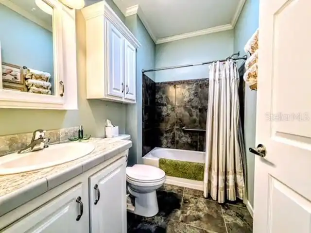 Listing Photo 17