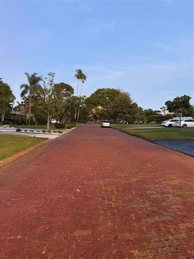 Listing Photo 31