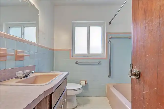 Listing Photo 16