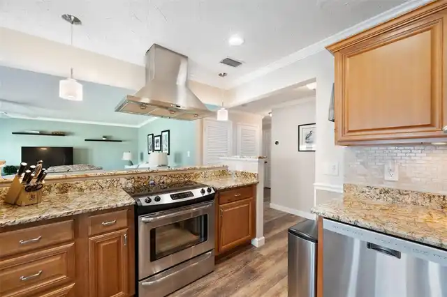 Listing Photo 7