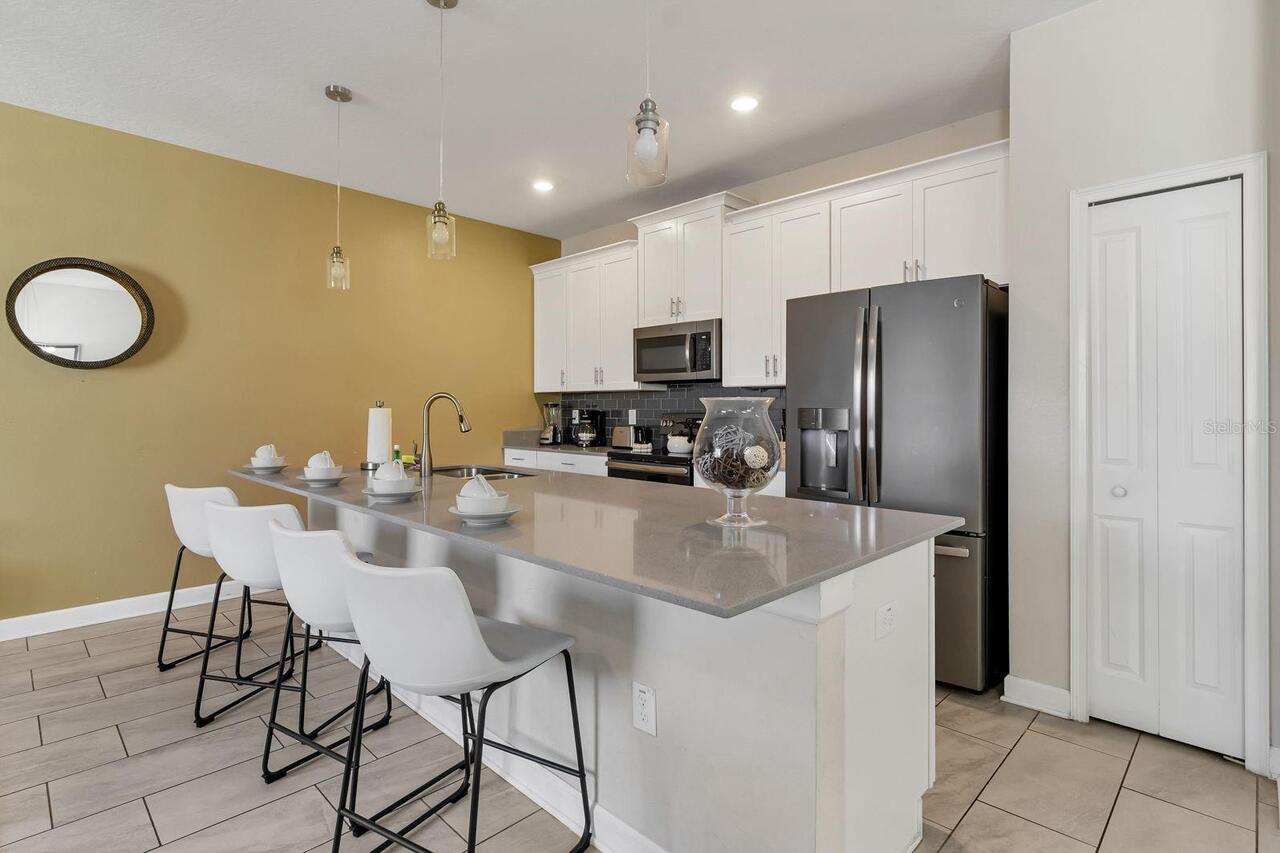 Listing Photo 11