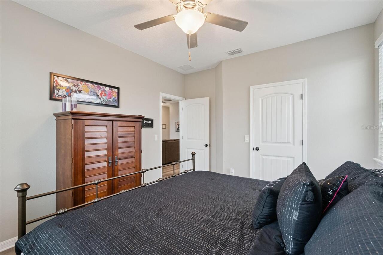 Listing Photo 33