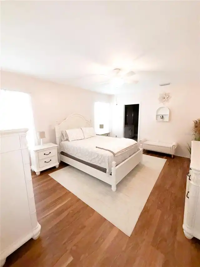 Listing Photo 26