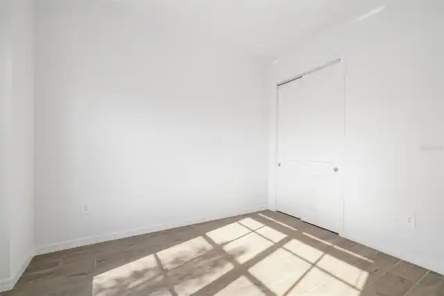 Listing Photo 28