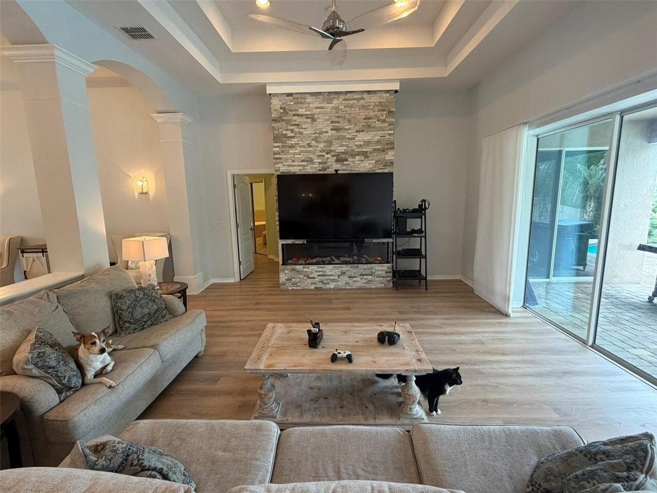 Listing Photo 10