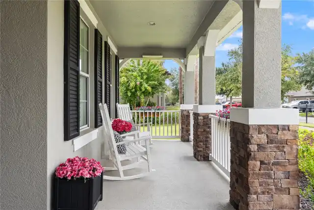 Listing Photo 8