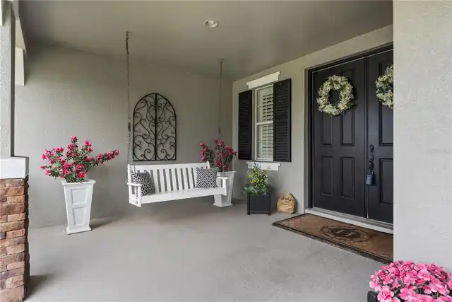 Listing Photo 10