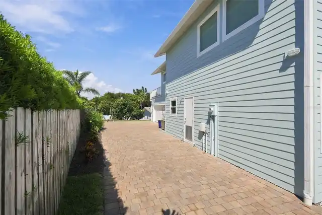 Listing Photo 28
