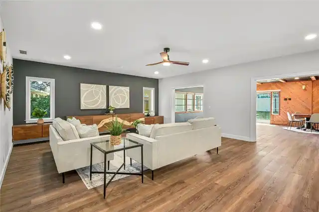 Listing Photo 18