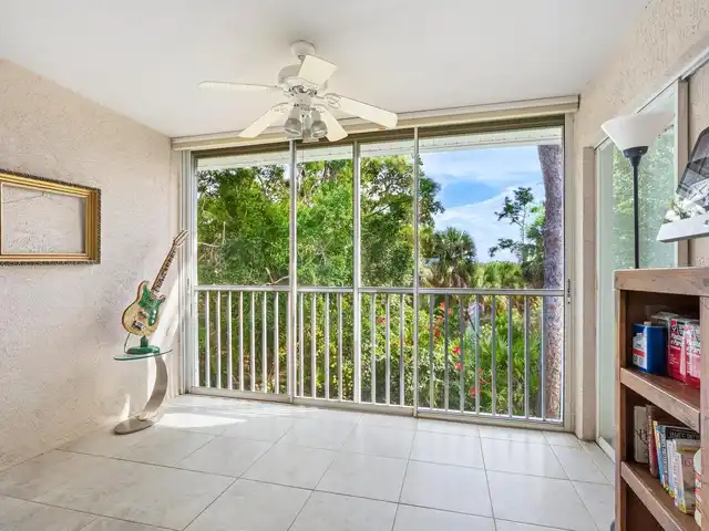 Listing Photo 16