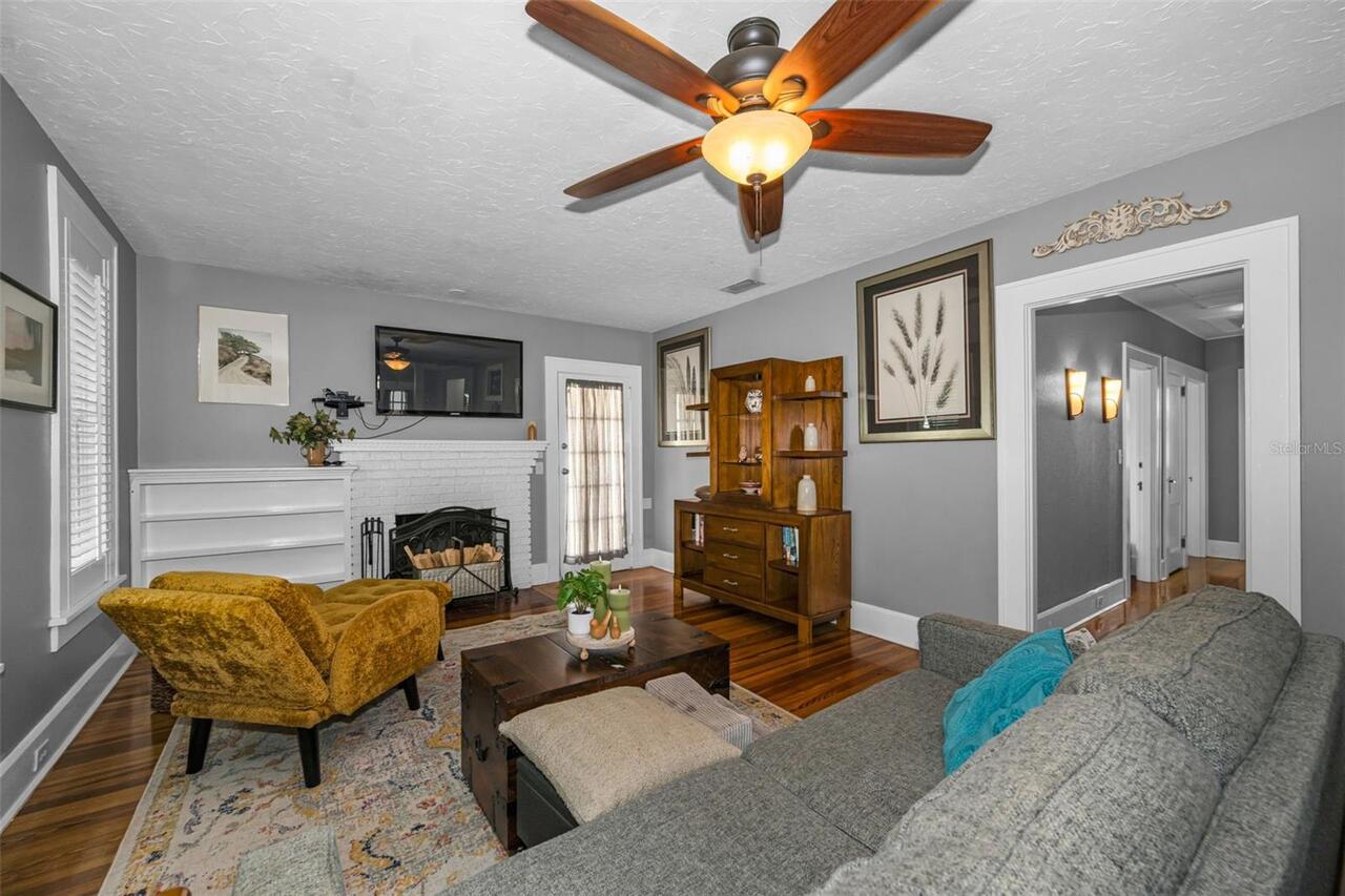 Listing Photo 8