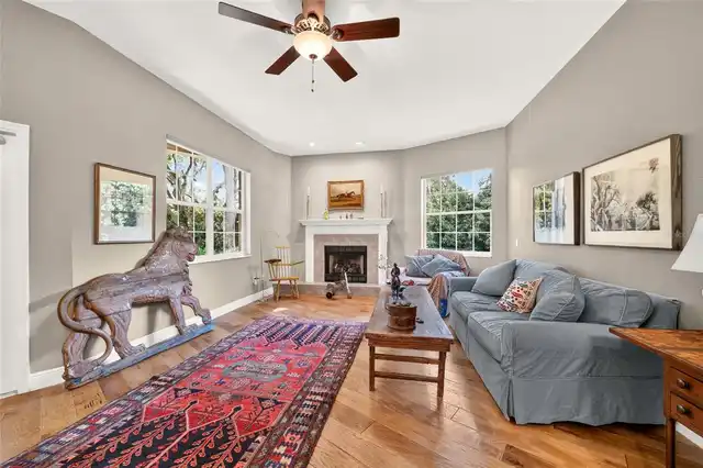 Listing Photo 19