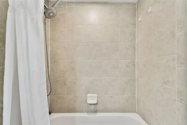 Listing Photo 35