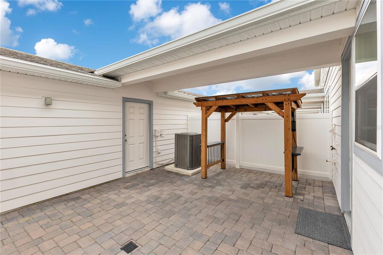 Listing Photo 19