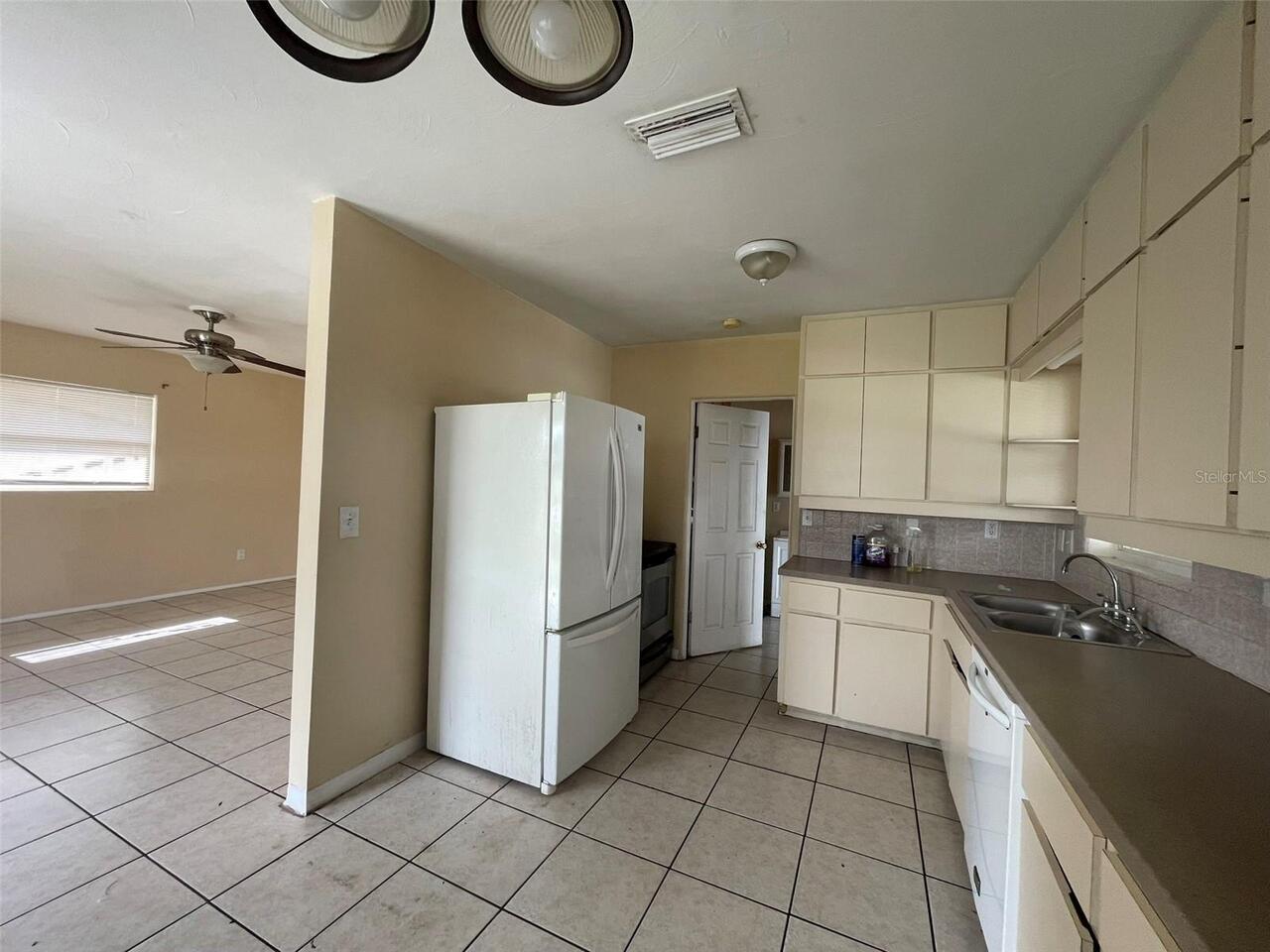 Listing Photo 7