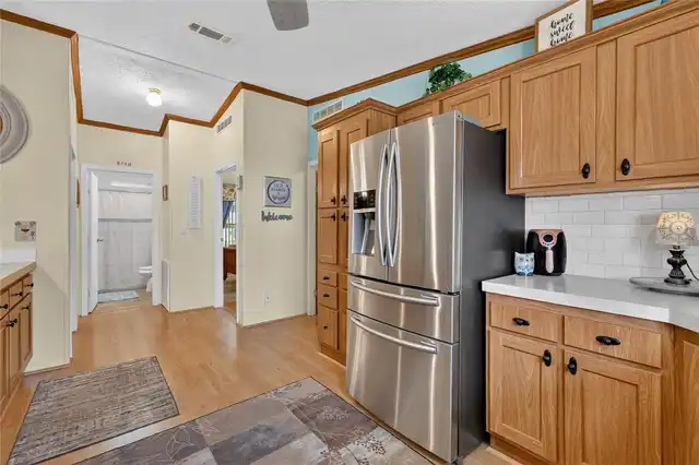 Listing Photo 18