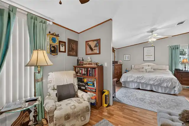 Listing Photo 25