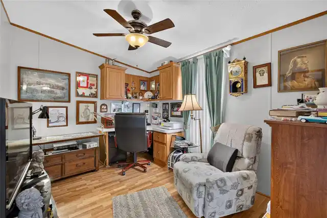 Listing Photo 29