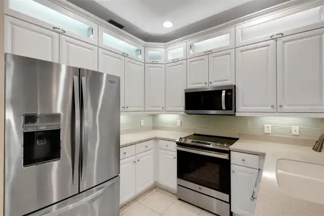 Listing Photo 25