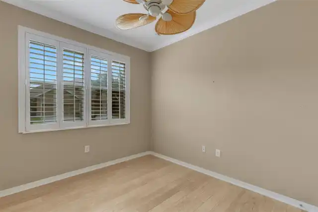 Listing Photo 33