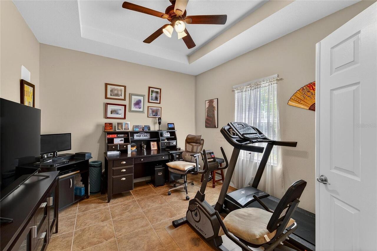 Listing Photo 12