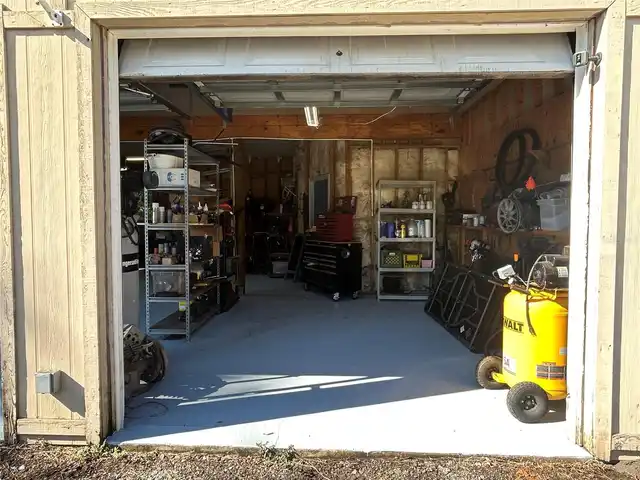 Listing Photo 18
