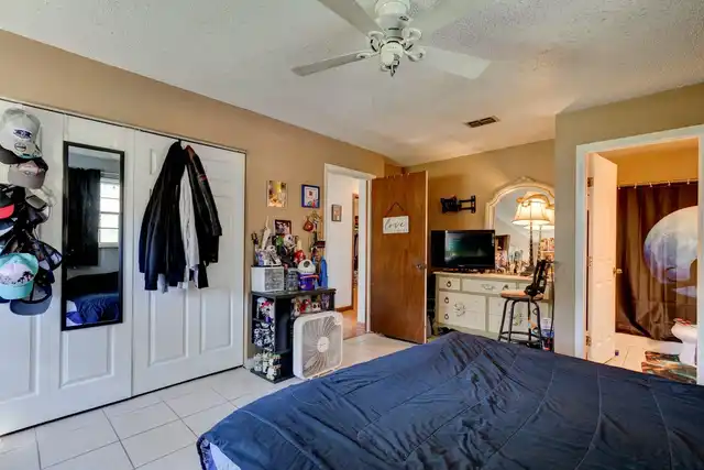 Listing Photo 33