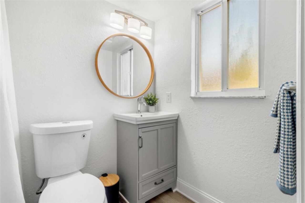 Listing Photo 15