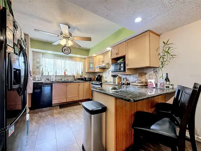 Listing Photo 7