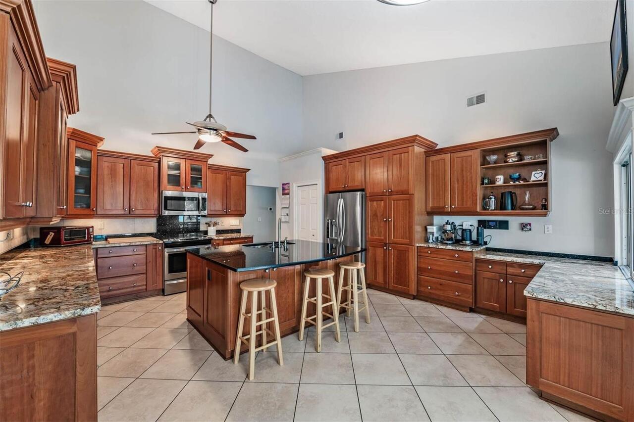 Listing Photo 15