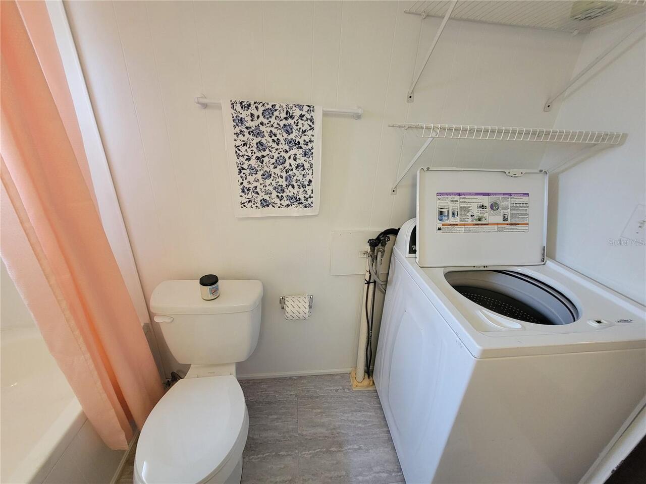 Listing Photo 12