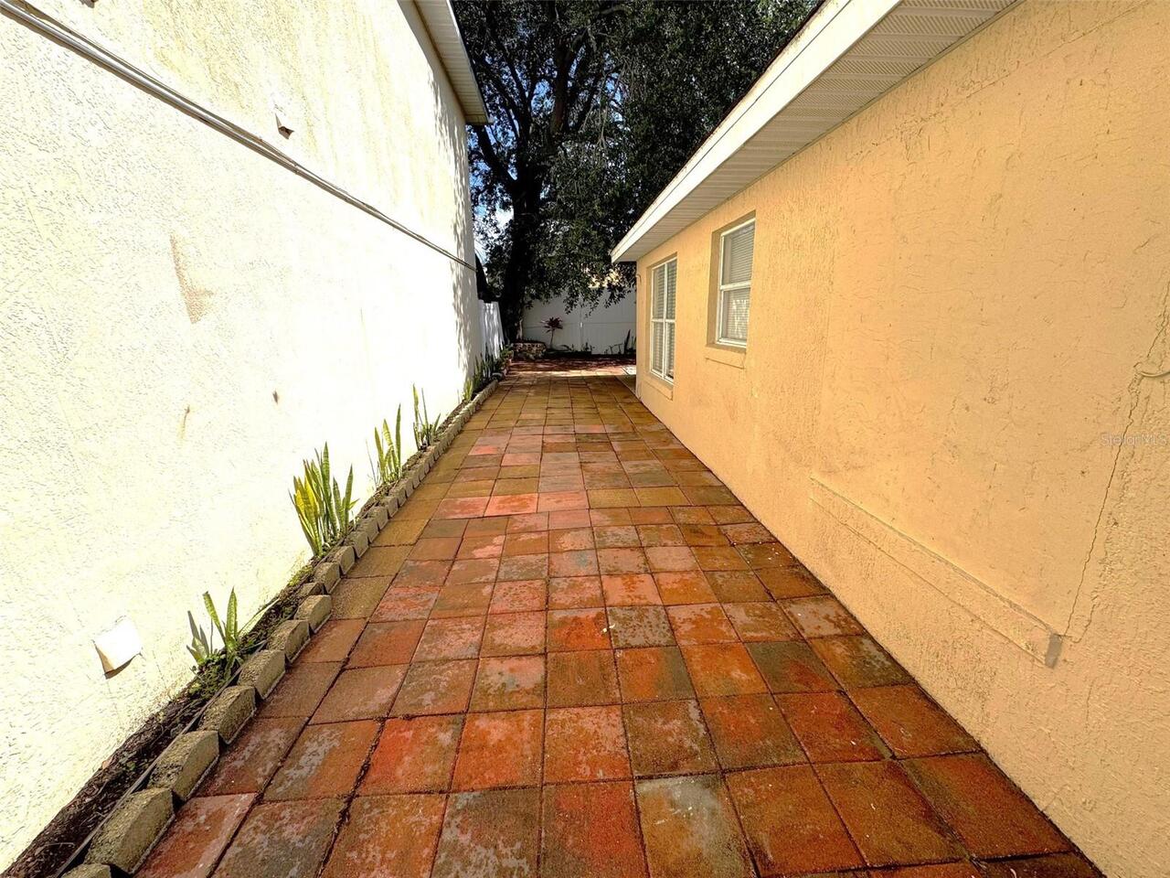 Listing Photo 17